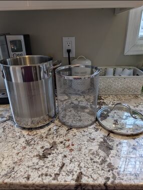 Stainless Steel Asparagus Steamer Pot with Strainer Basket and Glass Lid